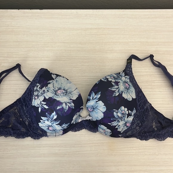 Vs purple floral push up bra size 34C. Brand new - Picture 5 of 6